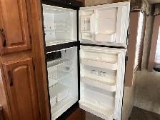 2010 CHAPARRAL 270RKS, REAR KITCHEN, COUPLES UNIT - Photo 20