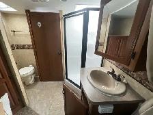 2010 CHAPARRAL 270RKS, REAR KITCHEN, COUPLES UNIT - Photo 24