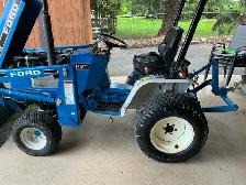 FORD DIESEL TRACTOR WITH 3 point hitch