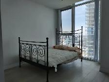 Master bedroom for rent - Vaughan - VMC - Hwy7 - Photo 5