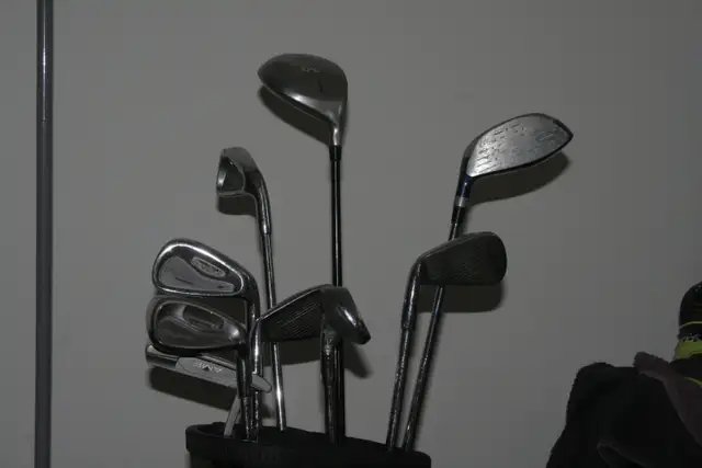 Older 33.5' - 44' right hand golf clubs $10 - $20 each