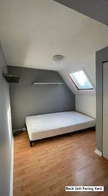 3rd Floor Studio - All Inclusive - Lakeshore & Islington
