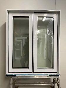 10540BH Fenêtre Battant HYBRIDE 2 sect 1 ouvr 32 1/2 x 39 1/2