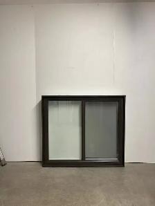 10452CH Fenêtre Coulissante HYBRIDE Brun Com  48 x 42