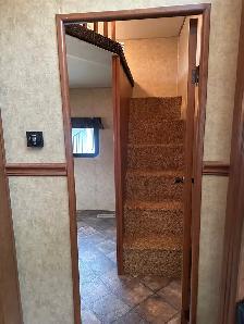 2014 Dutchmen Denali 324LBS 36 ft Fifth Wheel Trailer - Photo 10