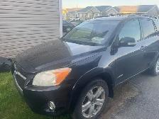 FOR SALE – 2010 TOYOTA RAV4 LIMITED Clean, reliable - Photo 9