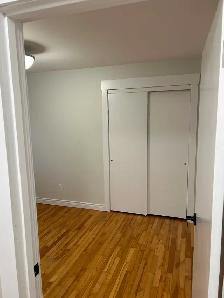 Renovated 2 bedroom apartment - Photo 5