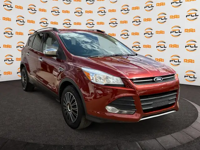 2014 Ford Escape Low Km AWD Hseat Bcam Nav Rstart 1 yr warranty