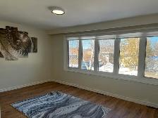 MASTER BEDROOM WITH PRIVATE WASHROOM NORTG YORK BATHURST ST