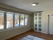 MASTER BEDROOM WITH PRIVATE WASHROOM NORTG YORK BATHURST ST - Photo 2