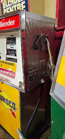 Sunoco gas pump - Photo 3