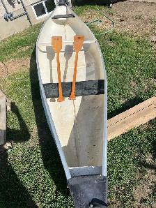 16’ fiberglass Canoe