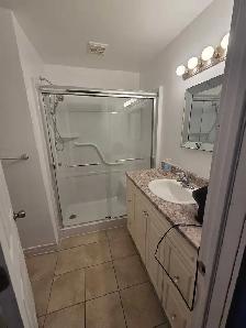 Furnished Bedroom for Rent in Shared Accommodation House - Photo 6