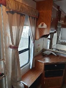 Fifth wheel - Photo 7
