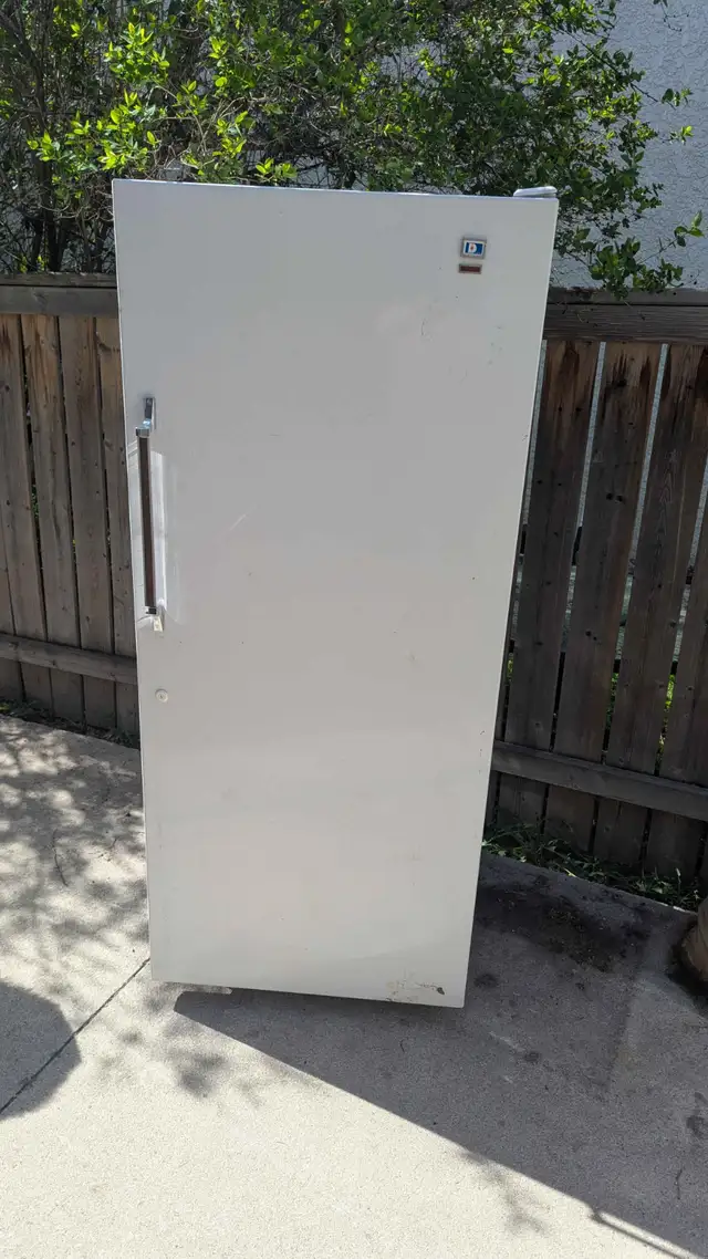 Danby and Viking freezer (Not Working) Free for pickup