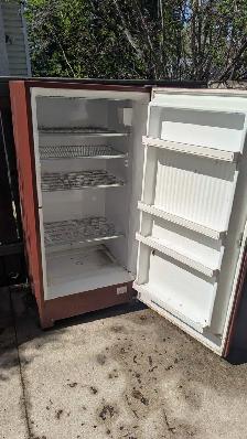 Danby and Viking freezer (Not Working) Free for pickup - Photo 4