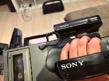 Sony Video8 AF Vintage Camcorder With Original Case - Photo 4