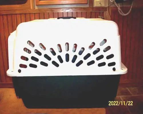 Pet taxi 28' long, 20' Wide  20.5' high,