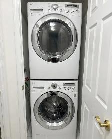 Furnished Private Room in 2 Bed 1 Bath - Balcony View w/ Parking - Photo 5