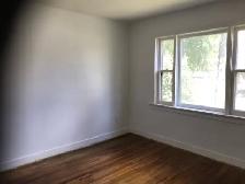 Main Floor Room for Rent for female on Bellamy Rd N Scarborough