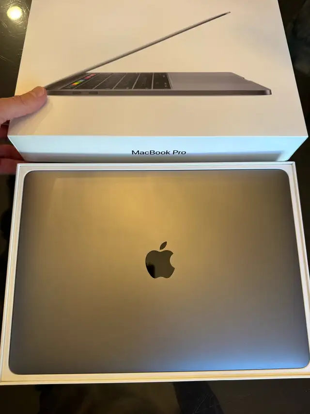 MacBook Pro  2018 - top specifications options