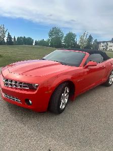 2011 CHEVROLET CAMARO CONVERTIBLE - LOW LOW KMS - ONLY 38,700 KM - Photo 2
