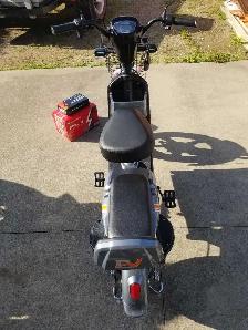 2026 Irev electric scooter - Photo 6