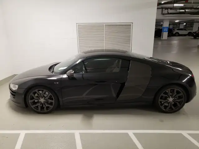2010 Audi R8 V10 Coupe