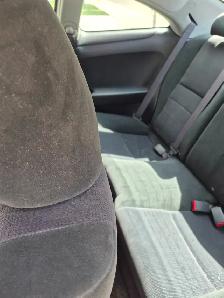2005 Honda accord LX-G coupe for sale - Photo 4