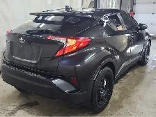 2019 Toyota C-HR LE - Apple CarPlay, Backup Camera, Bluetooth - Photo 4
