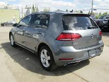 2018 Volkswagen Golf Comfortline w/Tech Pkg / Carplay / Leather - Photo 8