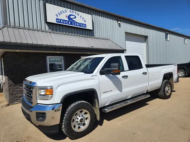 2017 GMC Sierra 3500HD Crew Cab 4X4 WT 6L - Rebuilt Title