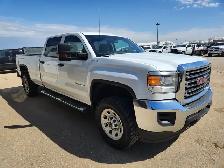 2017 GMC Sierra 3500HD Crew Cab 4X4 WT 6L - Rebuilt Title - Photo 3