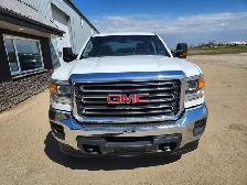 2017 GMC Sierra 3500HD Crew Cab 4X4 WT 6L - Rebuilt Title - Photo 5