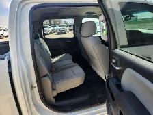 2017 GMC Sierra 3500HD Crew Cab 4X4 WT 6L - Rebuilt Title - Photo 15