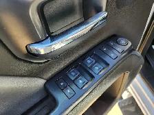 2017 GMC Sierra 3500HD Crew Cab 4X4 WT 6L - Rebuilt Title - Photo 16