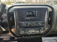 2017 GMC Sierra 3500HD Crew Cab 4X4 WT 6L - Rebuilt Title - Photo 18