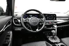 2025 Kia Seltos EX HEATED SEATS | LOW MILEAGE | AWD | SUNROOF & - Photo 18