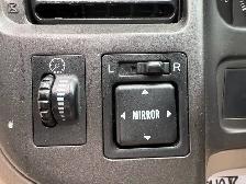 1998 Toyota Sienna LE 3dr Mini-Van - Photo 13