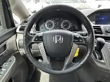 2015 Honda Odyssey SE / BACK UP CAMERA / 8- PASSENGER - Photo 26