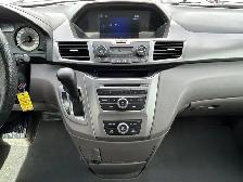 2015 Honda Odyssey SE / BACK UP CAMERA / 8- PASSENGER - Photo 29