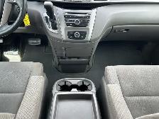 2015 Honda Odyssey SE / BACK UP CAMERA / 8- PASSENGER - Photo 33