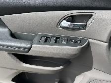 2015 Honda Odyssey SE / BACK UP CAMERA / 8- PASSENGER - Photo 34