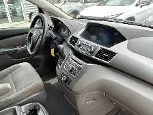 2015 Honda Odyssey SE / BACK UP CAMERA / 8- PASSENGER - Photo 47