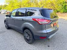 2014 Ford Escape SE 4dr Front-wheel Drive Automatic - Photo 2