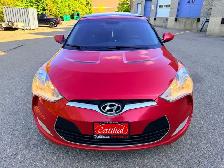 2013 Hyundai Veloster Base 3dr Hatchback Automatic - Photo 2