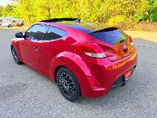 2013 Hyundai Veloster Base 3dr Hatchback Automatic - Photo 4