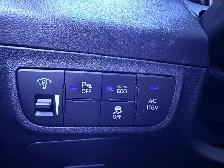 2013 Hyundai Veloster Base 3dr Hatchback Automatic - Photo 14