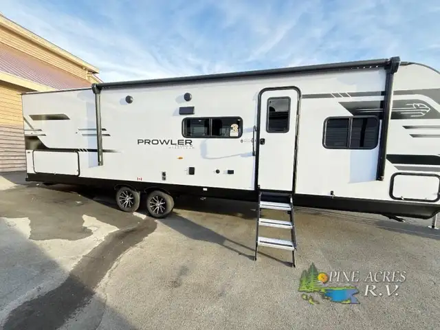 2026 Heartland Prowler 2802BHS Corner Bunks