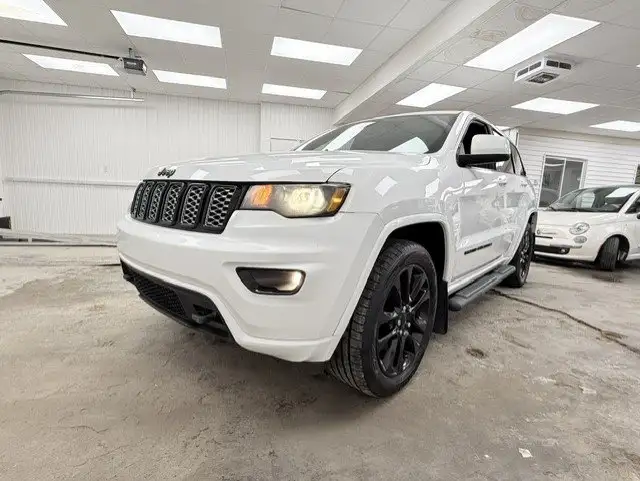 Jeep Grand Cherokee Altitude 4x4 Altitude 2021